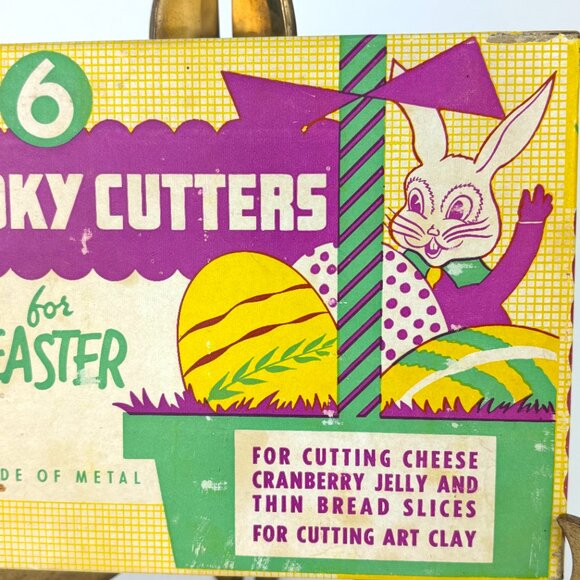 Vintage Easter Candle & Cookie Cutter Bundle 1950's - Picture 6 of 12